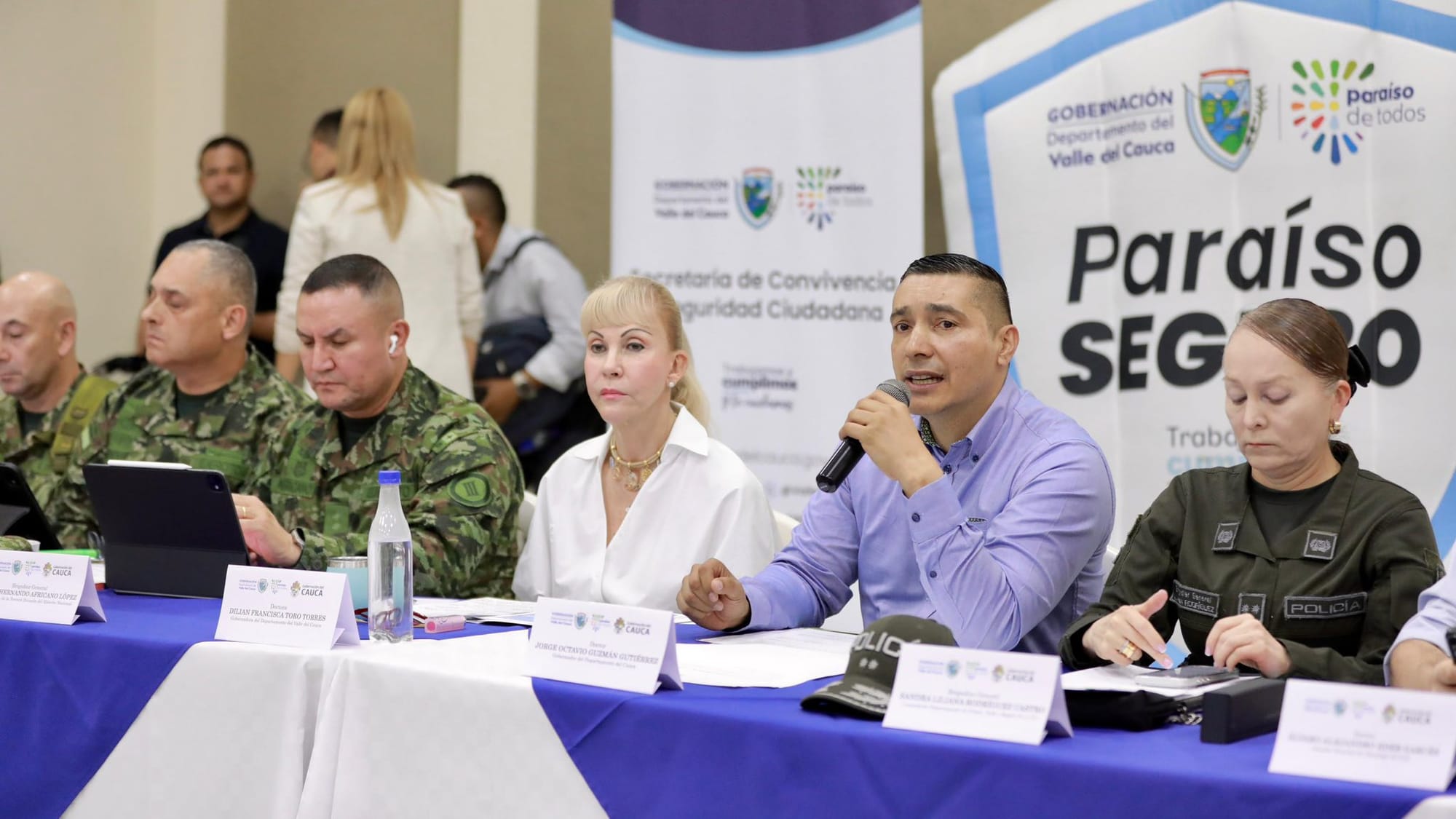 Gobernador del Cauca, Octavio Guzmán, lideró el consejo de seguridad bidepartamental