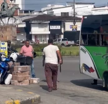 Inseguridad e intolerancia en Popayán: dos ciudadanos se enfrentaron a machete en plena vía pública