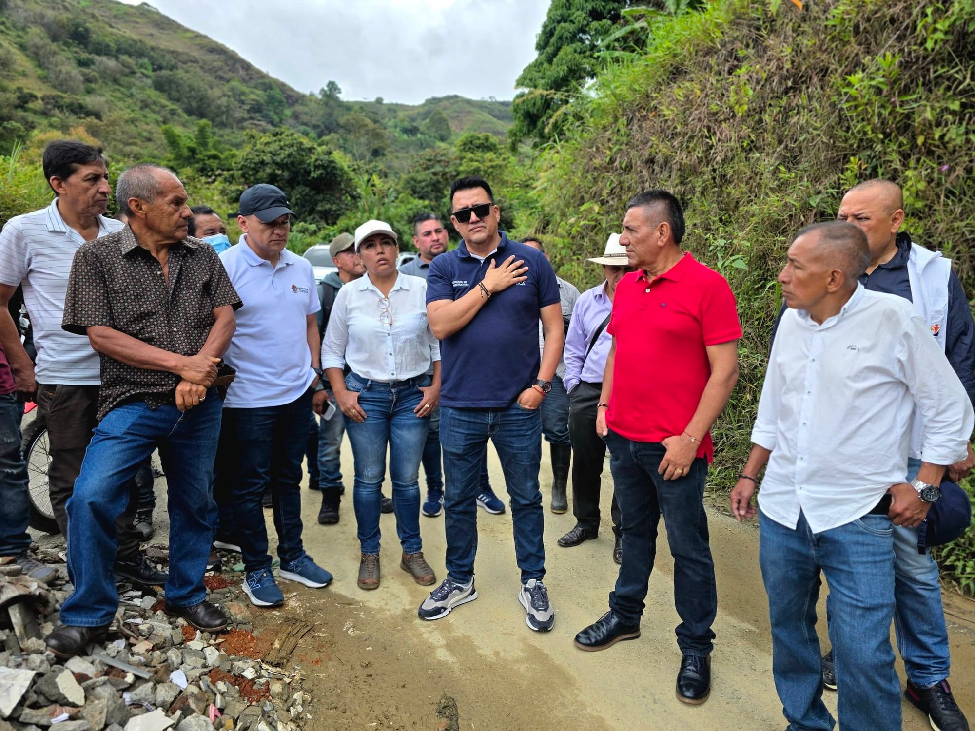 Más de 4.500 metros de vías intervenidos en el Cauca con participación comunitaria