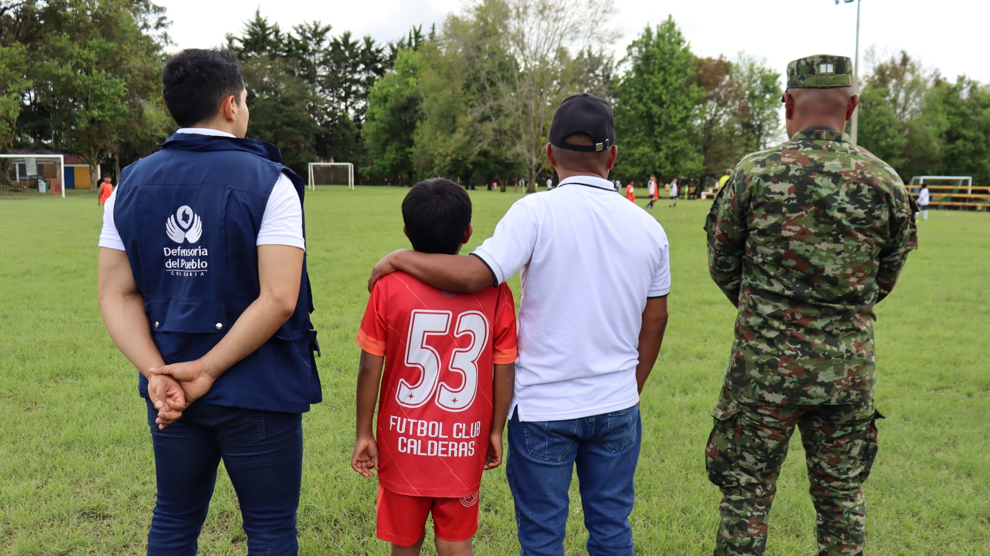 Deporte contra la guerra: Ejército fortalece entornos seguros para prevenir reclutamiento de menores en Inzá