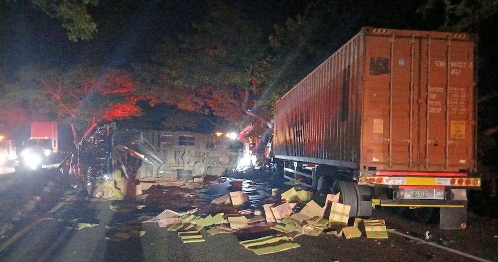 Bogotá-Girardot: un camión cisterna habría explotado en la zona, dos personas murieron