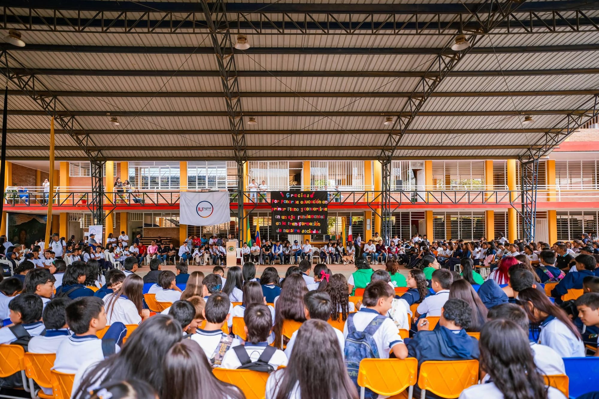 Inversión educativa transforma instituciones rurales en El Plateado, Argelia