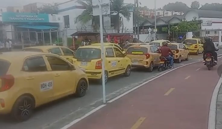 Taxistas se movilizan para exigir una reunión con la alcaldía de Popayán