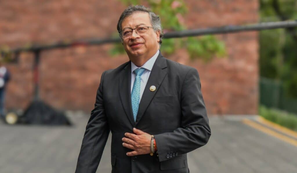 Gustavo Petro reitera su propuesta de convocar una constituyente para modificar la Constitución de 1991