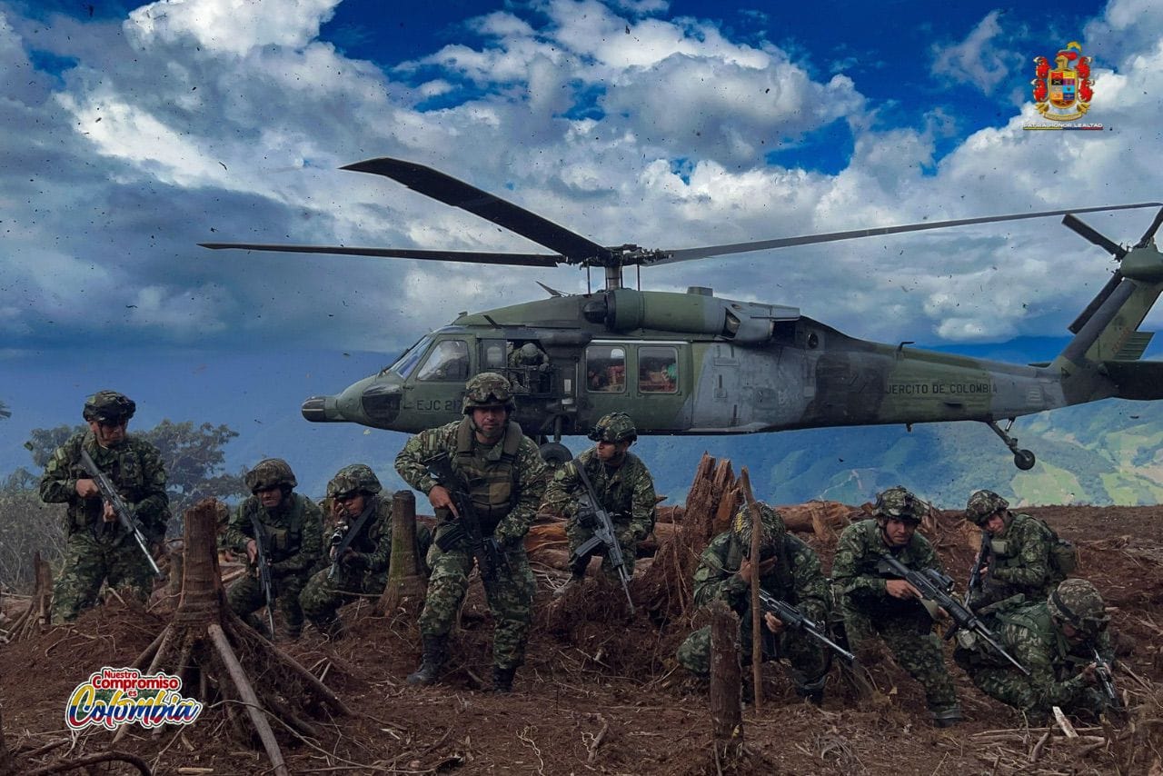 Ejército evita un ataque mayor tras neutralizar tres drones explosivos en Bolívar, Cauca
