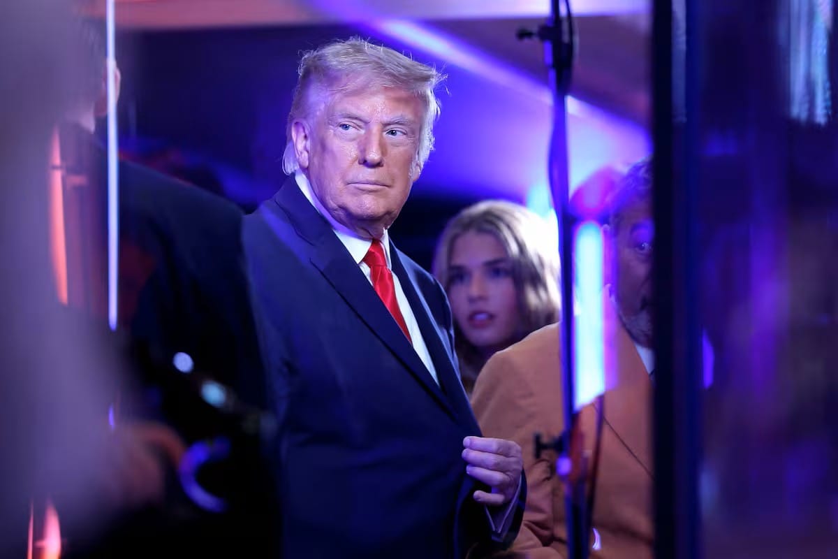 Abucheos y fuerte operativo de seguridad marcaron visita de Trump a las Finales de la NBA en Nueva York