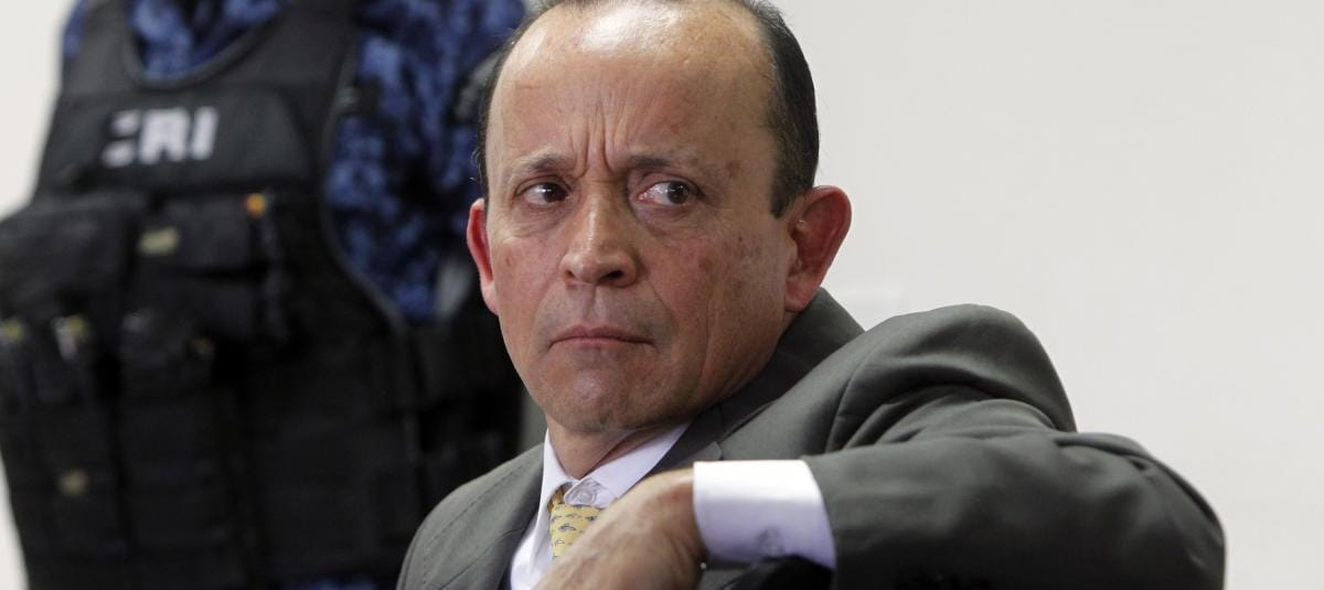 Santiago Uribe se presentó ante las autoridades para cumplir condena por el caso ‘Los 12 Apóstoles’; Álvaro Uribe cuestionó el fallo