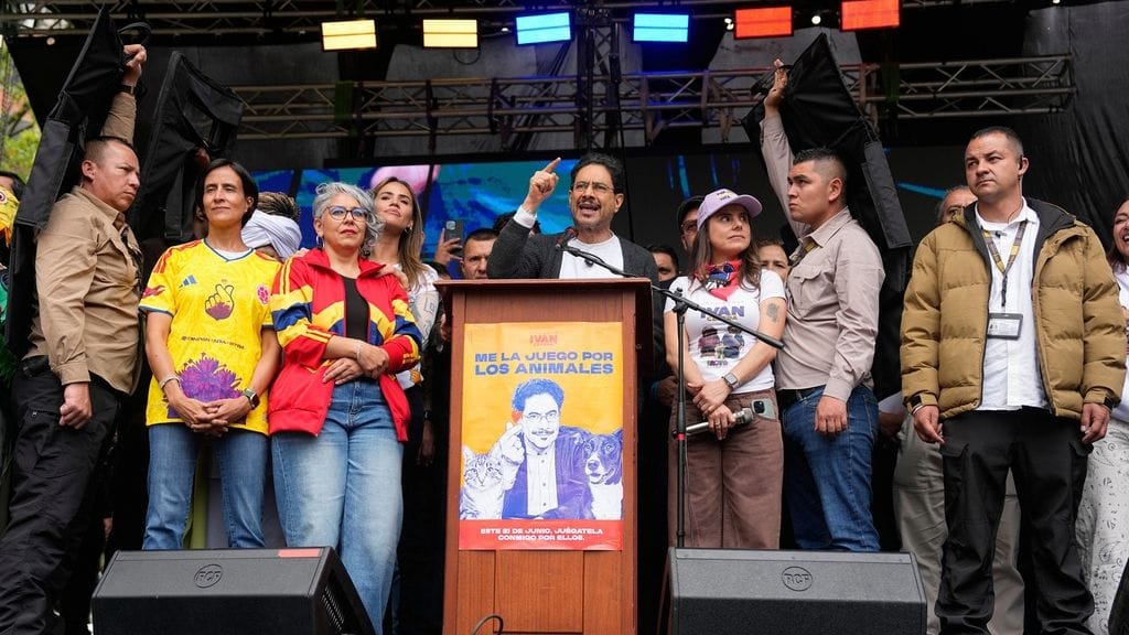 Pacto Histórico desafía la posesión de De La Espriella y anuncia acto alterno con Iván Cepeda