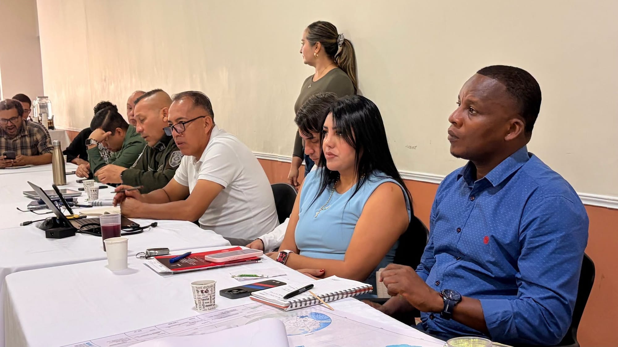 Actualizan el Plan Integral de Prevención para fortalecer la protección de estudiantes y docentes en el Cauca