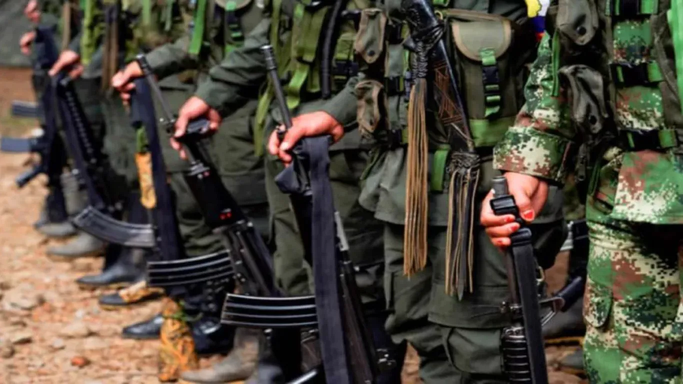 Nuevos combates entre el ELN y las disidencias de las Farc mantienen en zozobra a habitantes de Mercaderes, Cauca
