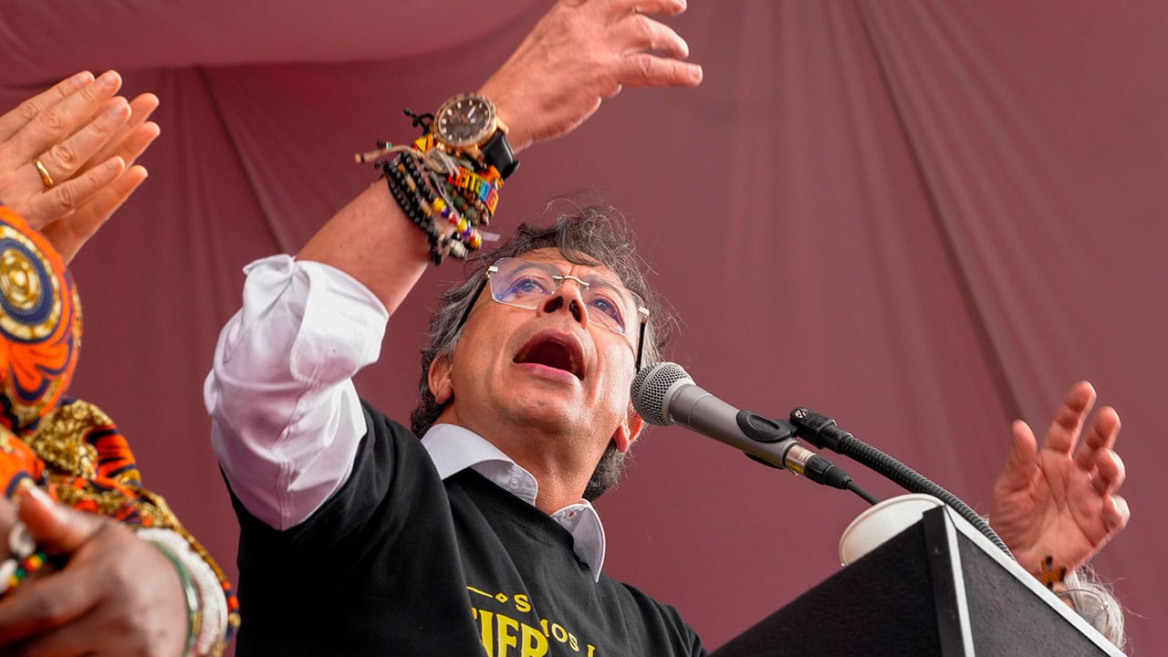 A tres semanas de entregar el poder, el gobierno Petro presenta reforma a la educación superior en el Congreso