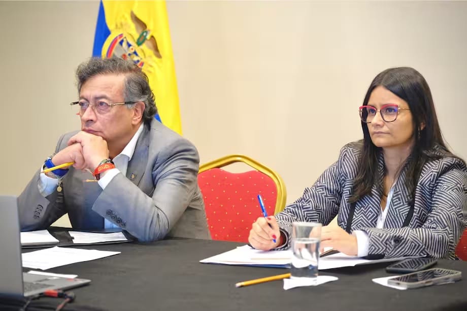 Presidente Petro pide declarar insubsistente a Angie Rodríguez tras mencionar incapacidad psiquiátrica