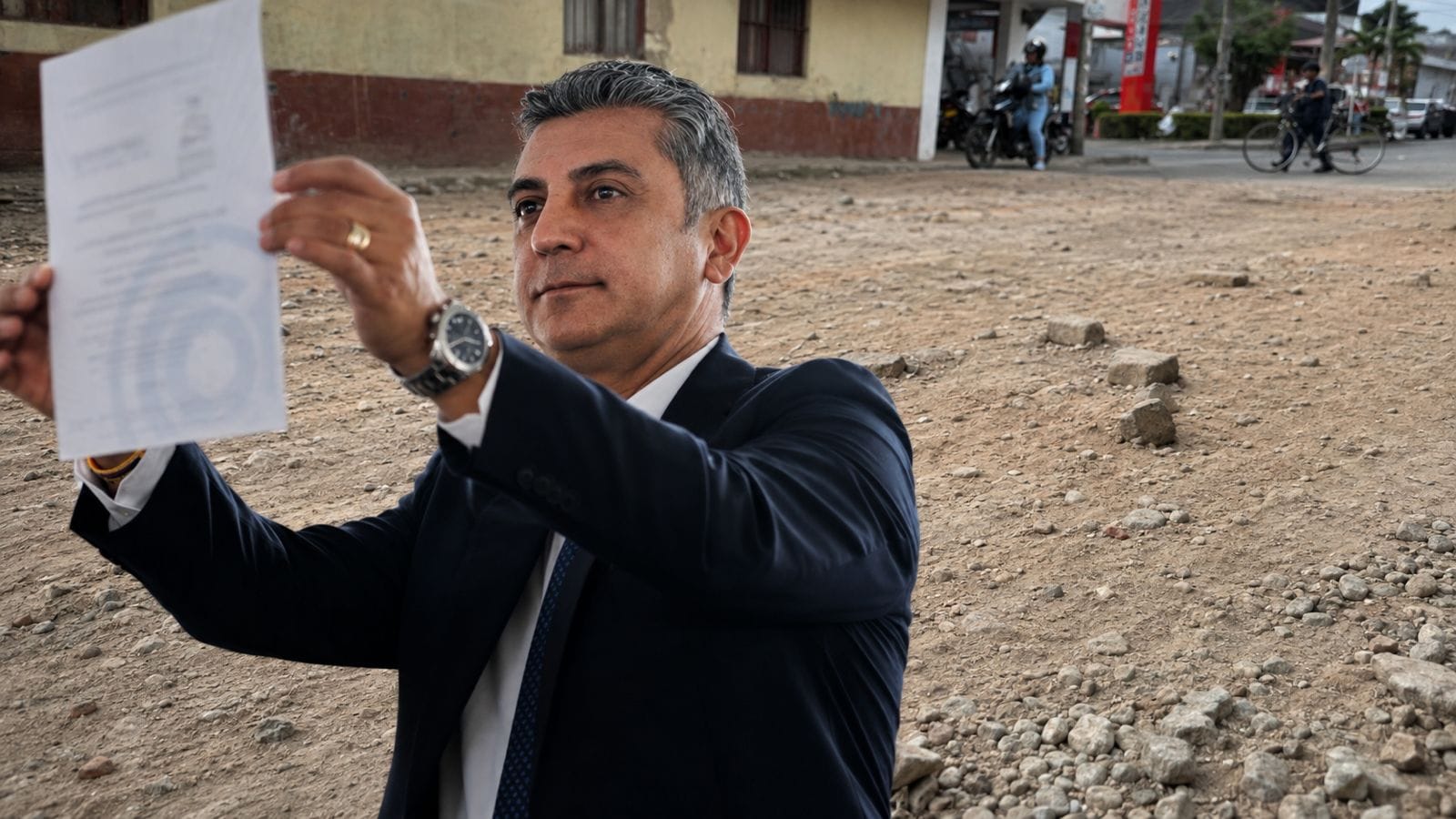 Llevan a la justicia a la administración de Juan Carlos Muñoz por abandono en la entrada a Urgencias del Hospital San José
