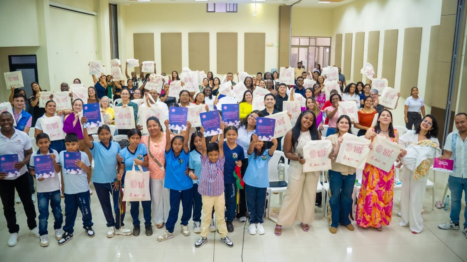 Alerta Rosa en Colombia: un mecanismo crucial para la búsqueda y protección de mujeres, niñas, niños y jóvenes