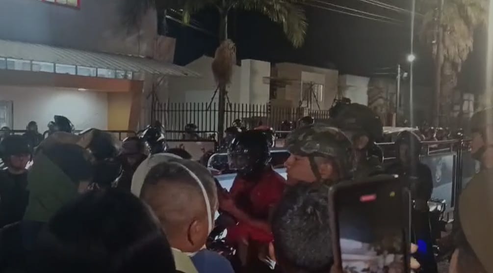 Familiares de campesinos de Ortega llegan a la Tercera División y exigen protección ante la violencia