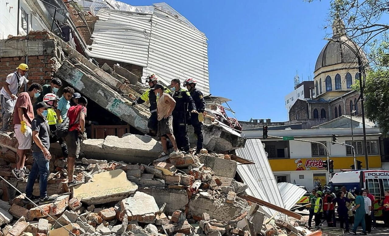 Sube a 169 la cifra de muertos por el terremoto en Colombia: Cali y Pereira las más afectadas