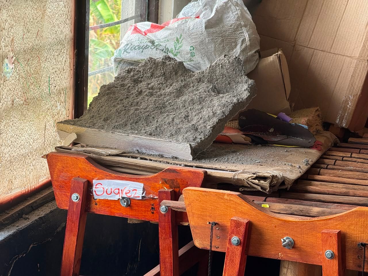 Terremoto deja en riesgo la continuidad de clases para 203 estudiantes en colegio de Suárez