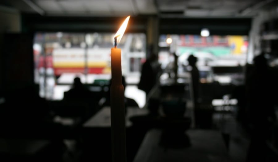Colombia enfrenta alerta por bajos niveles de los embalses y riesgo de desabastecimiento eléctrico