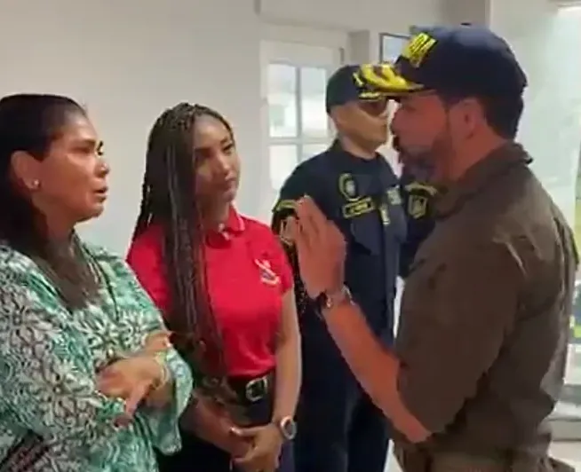 Abelardo de la Espriella lanza severa advertencia a la gobernadora y representante de San Andrés