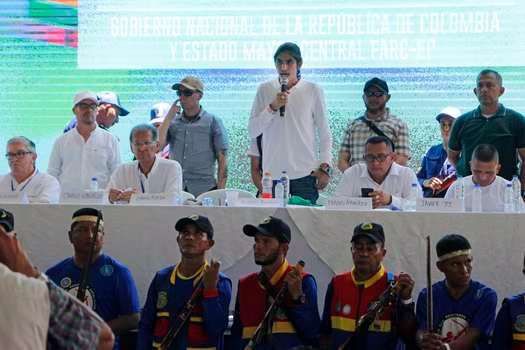 Presidente Gustavo Petro ordenó la suspensión de acciones militares contra las disidencias de las Farc