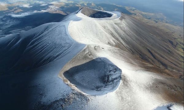 Alerta por aumento de sismicidad al interior del volcán Puracé