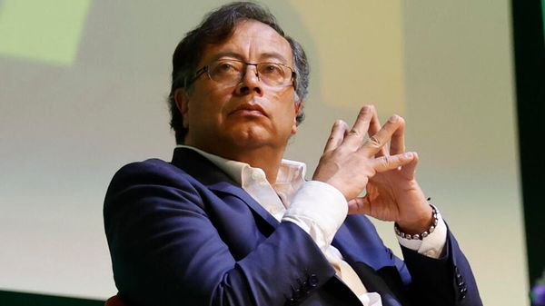 Presidente Gustavo Petro le pidió cuentas a las EPS por un faltante de 12 billones de pesos