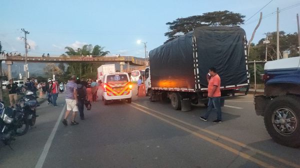 Comunidad de Cajibío deja de bloquear la vía Panamericana, ¡Pero es Fundamental que se cumplan las promesas!