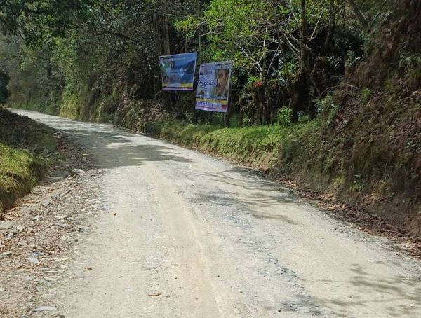 Sotará: disidentes de las Farc instalaron dos pancartas alusivas a esta organización armada