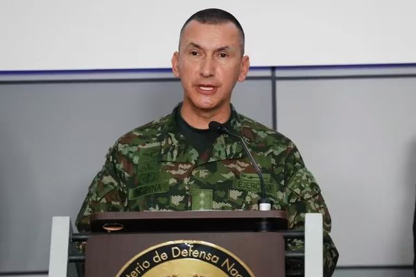 La Procuraduría investigará al comandante del Ejército quien por celos ordenó que siguierán al profesor de su esposa