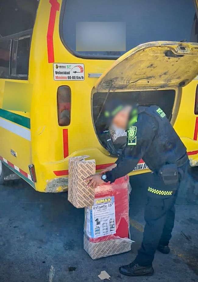 Popayán: 16 kilogramos de marihuana creepy encontrados en una bodega de un bus