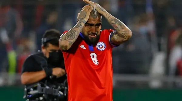 Presidente de Colo-Colo se burla del América de Cali por frustrado fichaje de Arturo Vidal