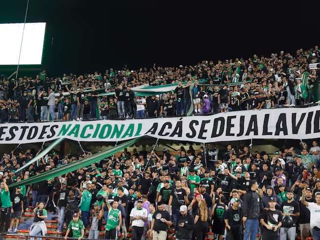 En enfrentamientos entre hinchas y la Policía tras eliminación del Nacional de la Libertadores