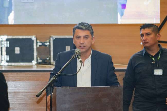 Alcalde Juan Carlos Muñoz solicitó una reforma con recursos