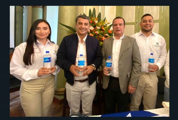 ¡Popayán lanza su propia marca de agua potable en botella! 💧🍶