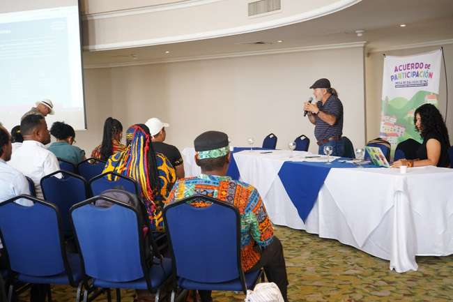 Pueblos negros, afrodescendientes, raizales y palenqueros del país participan en los diálogos de paz con el ELN