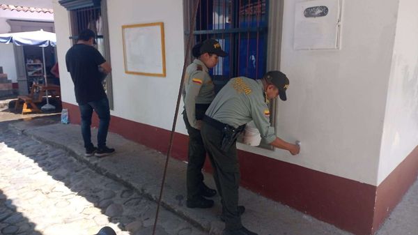 Policías, auxiliares y comerciantes trabajaron juntos para embellecer sitios turísticos de Popayán