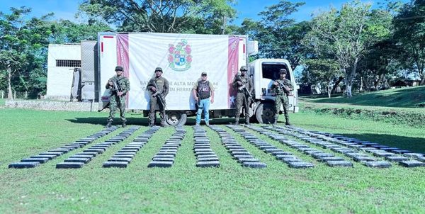 Ejército incauta cargamento de cocaína avaluado en más de mil millones de pesos en el Cauca
