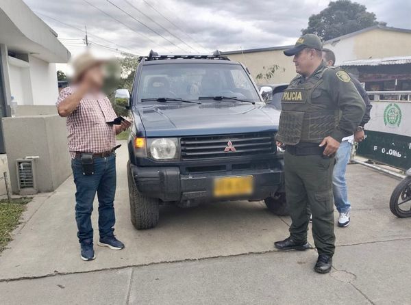 Vídeo: Se robaron un carro pero las cámaras del Circuito Cerrado de Televisión grabaron todo y lograron recuperarlo