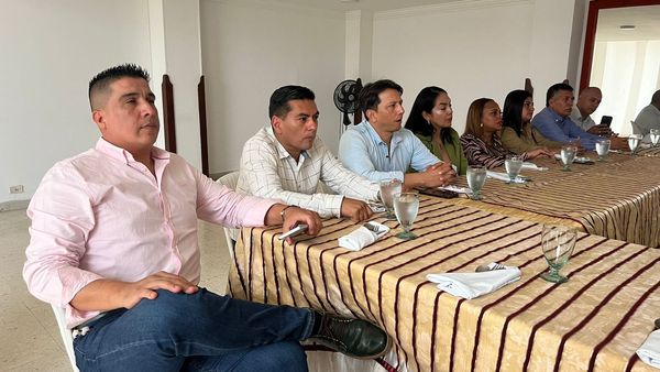 Indignante: Algunos concejales de Popayán se reúnen a manteles con Urbaser