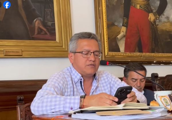 Representante Bastidas, no menosprecie la capacidad intelectual de los caucanos