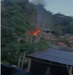 Incendio estructura al oriente de Popayán