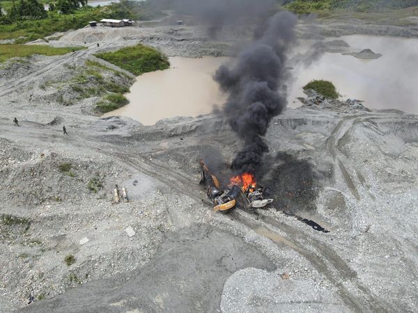 Nuevo golpe contra finanzas de disidencias Jaime Martínez: destruida maquinaría empleada en minería ilegal en el Pacífico caucano