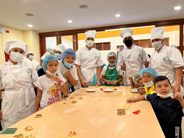 La Gobernación lidera el Taller "Cocina Colorida y Divertida" con los niños de Popayán