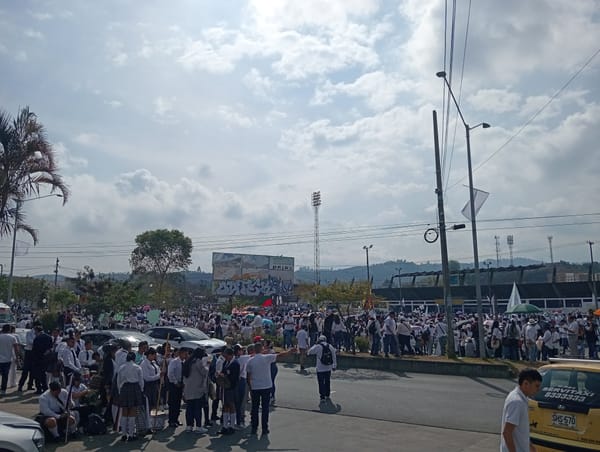 Popayán recibe a miles de caucanos en la marcha por la paz