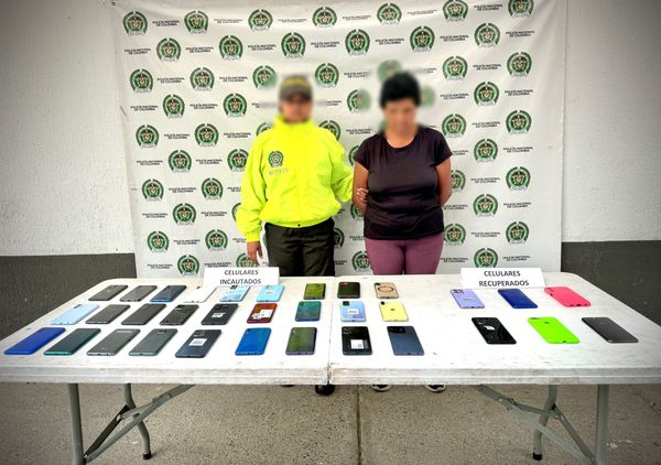 Policía Nacional logra la recuperación de celulares hurtados y la captura de una mujer por delito de receptación en Popayán