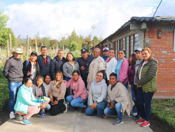 Gobernación del Cauca en diálogos educativos con la comunidad de San Sebastián