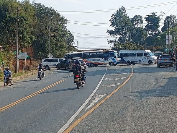 Vía Panamericana en el Cauca desbloqueada: camioneros se retiran