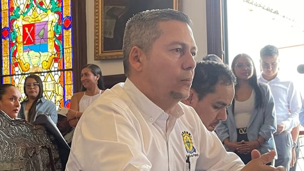 Comunidad resalta labor del Secretario de Infraestructura: le piden a los concejales salir de sus "asientos"