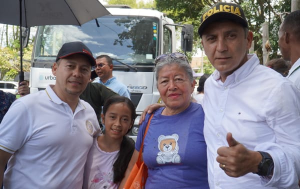 El Alcalde Juan Carlos Muñoz recorrió, junto a la comunidad, el barrio Santa Fe