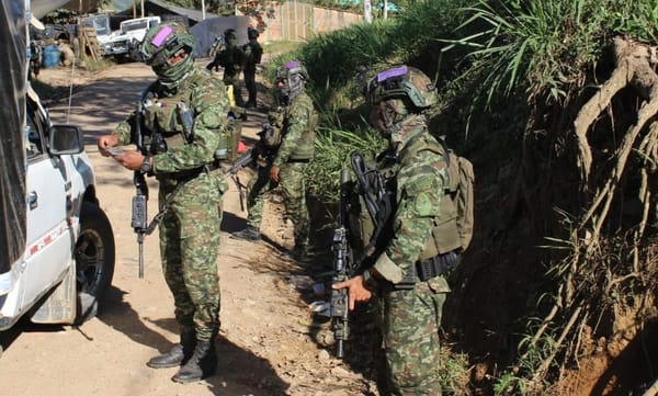 En helicópteros fueron liberados 60 soldados del Cañón del Micay